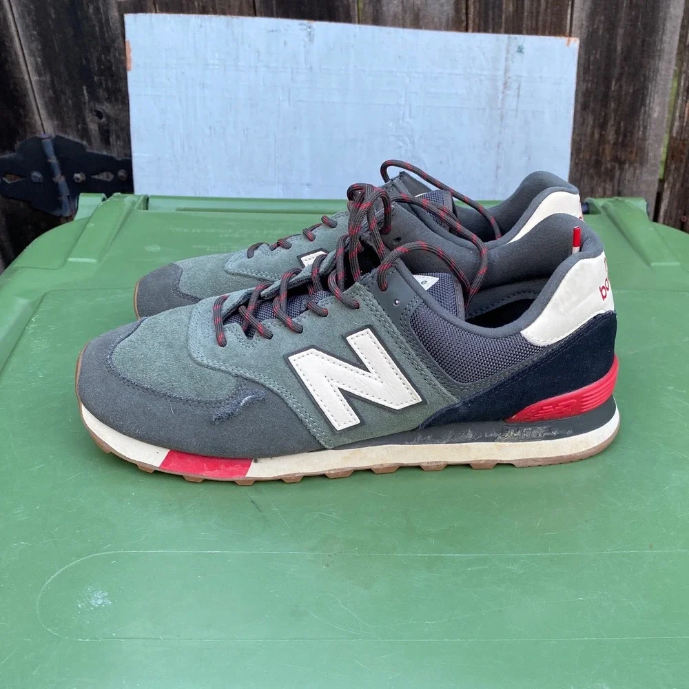 Damaged New Balance 574 Mens 10.5 Green Red Suede Sneakers ML574JHR Gum Sole